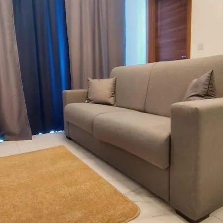 Blu-m Apartment *